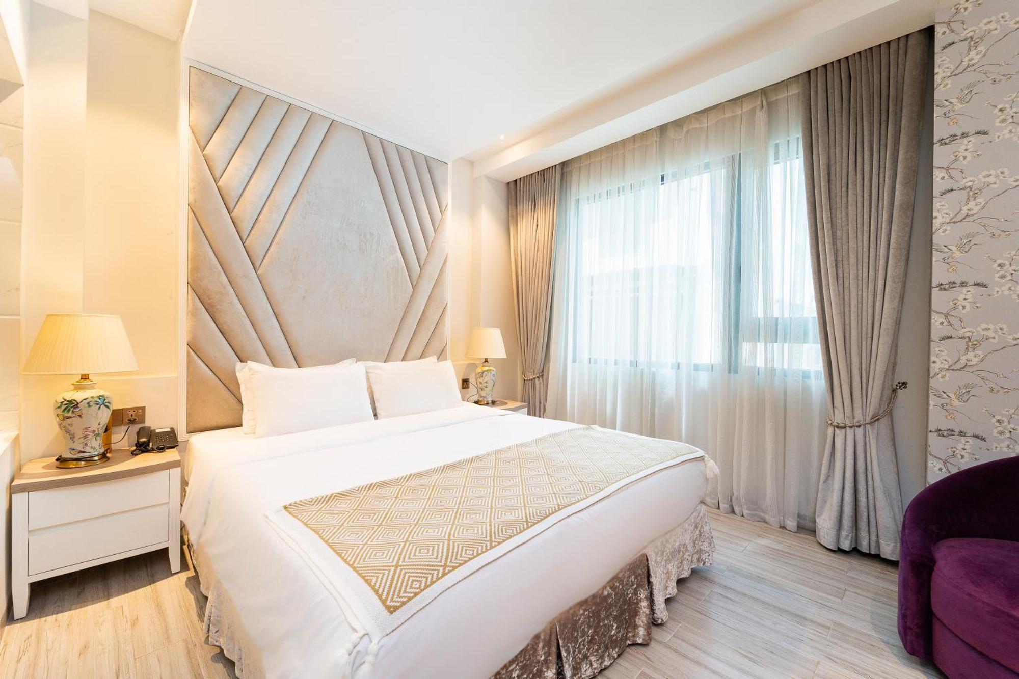 Nicecy Hotel Suites & Spa Хошимин Экстерьер фото