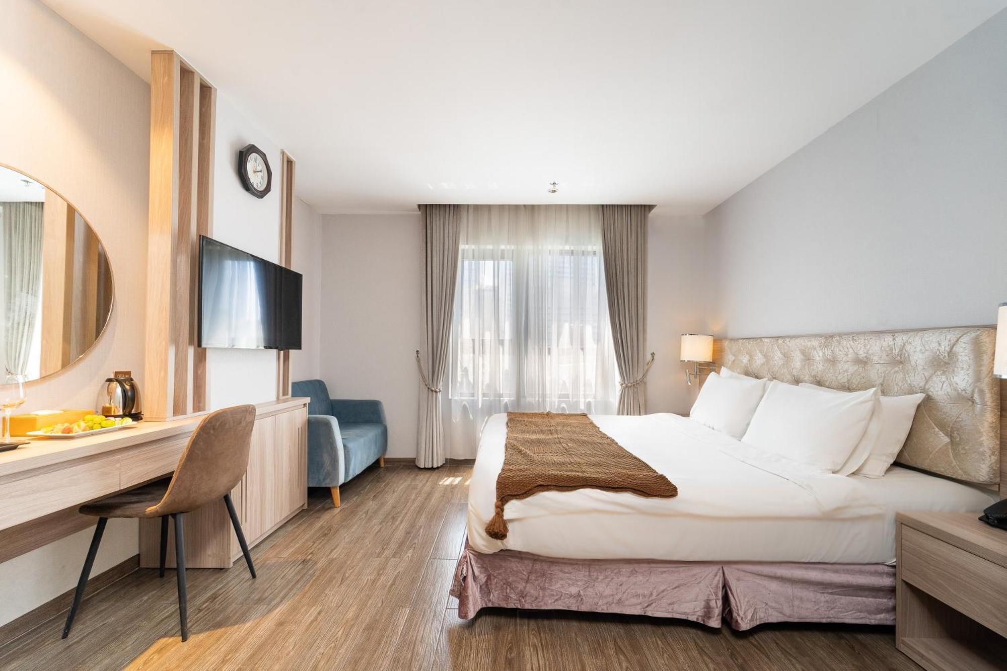 Nicecy Hotel Suites & Spa Хошимин Экстерьер фото