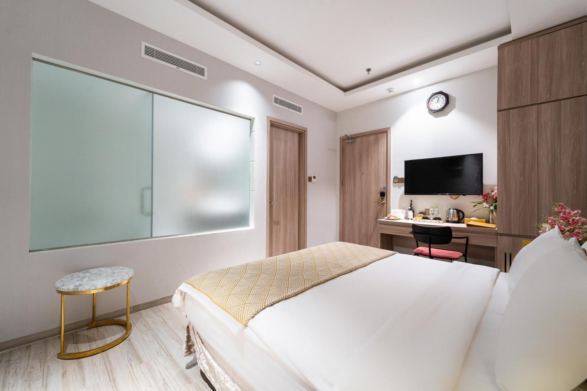 Nicecy Hotel Suites & Spa Хошимин Экстерьер фото