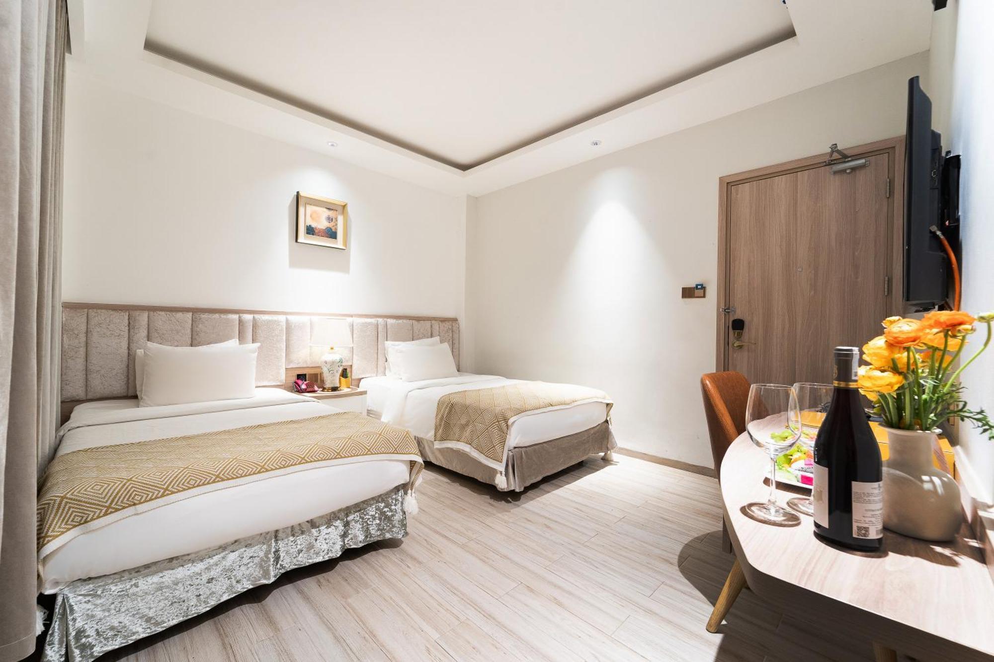Nicecy Hotel Suites & Spa Хошимин Экстерьер фото